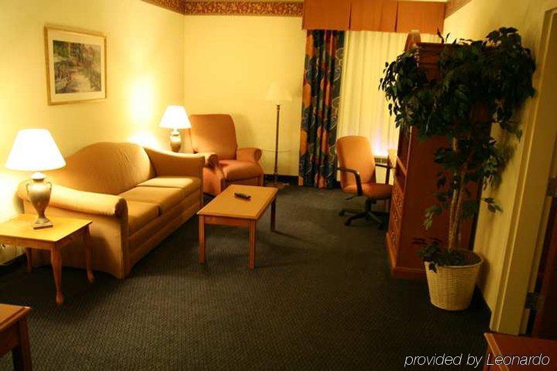 햄튼 인 보든타운 호텔 객실 사진